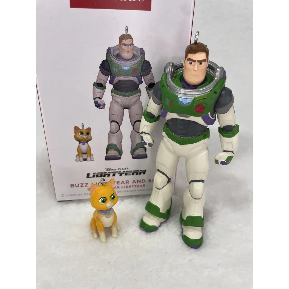 Hallmark Keepsake 2022 Buzz Lightyear and Sox‎ Disney Pixar Lightyear NIB